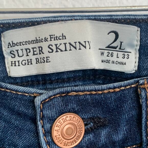 5/$25 Abercrombie & Fitch High Rise Super Skinny Jeans in Medium Blue Wash - Picture 4 of 5